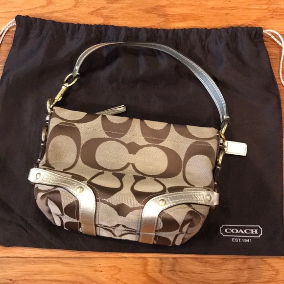 Coach mini bag. Used once. Comes with duster. - Picture 1 of 7